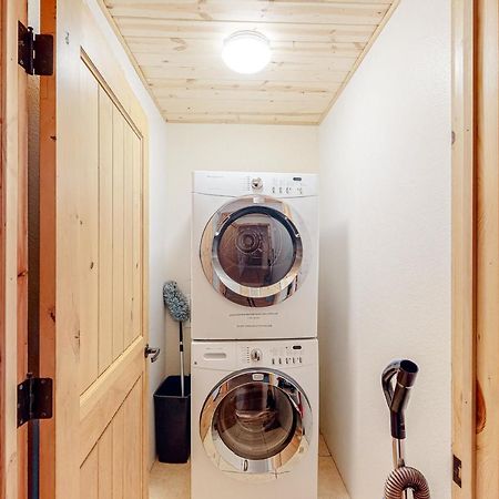 Oso Lodge Unit B ヨセミテ・ウェスト エクステリア 写真